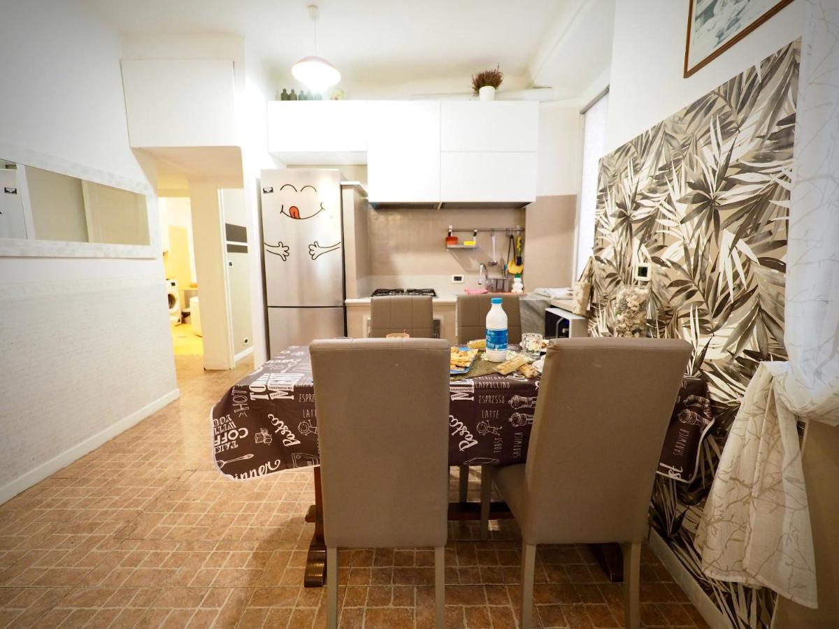 Apartamento Dimora Delle Camelie Génova Exterior foto